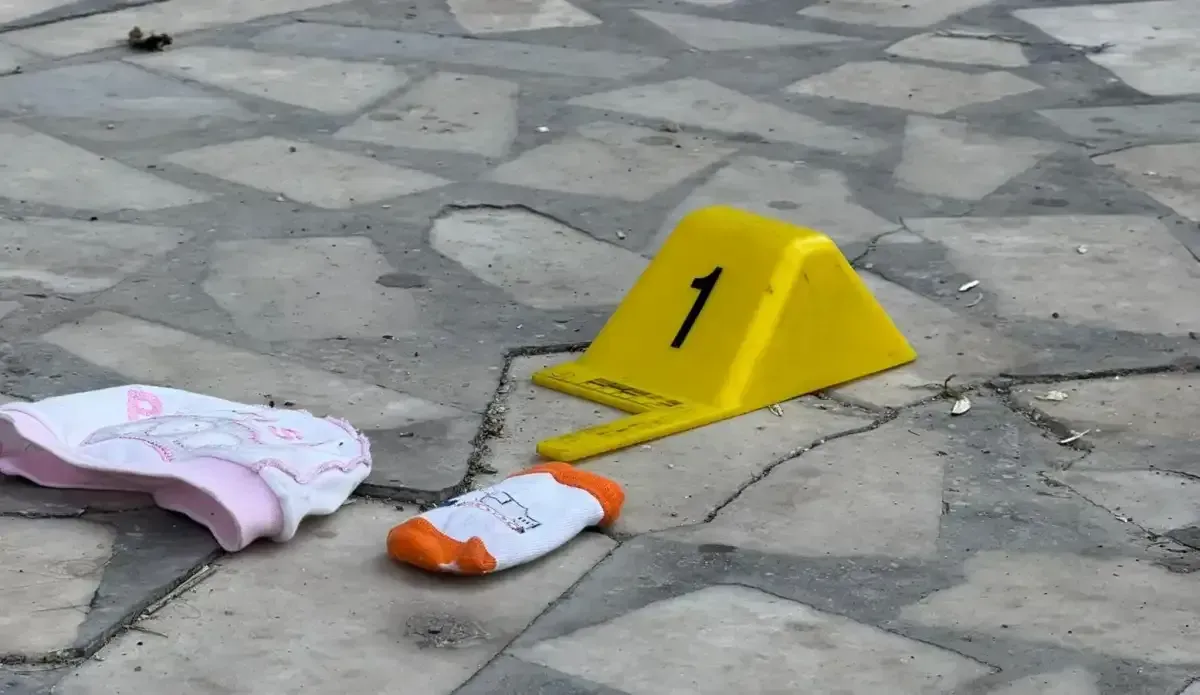 Diyarbakır’da sinir krizi geçiren bir anne, 2 aylık bebeğini 4’üncü