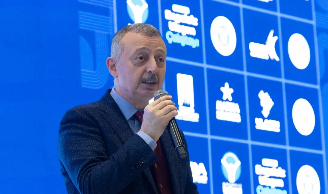 Kocaeli Büyükşehir Belediyesi öncülüğünde düzenlenen Engelsiz Ulaşım Çalıştayı’nda, özel bireylerin