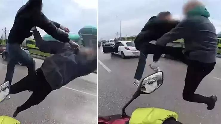 Bursa'nın Nilüfer ilçesi Acemler mevkisinde trafikte tartışan iki sürücü, araçlarından