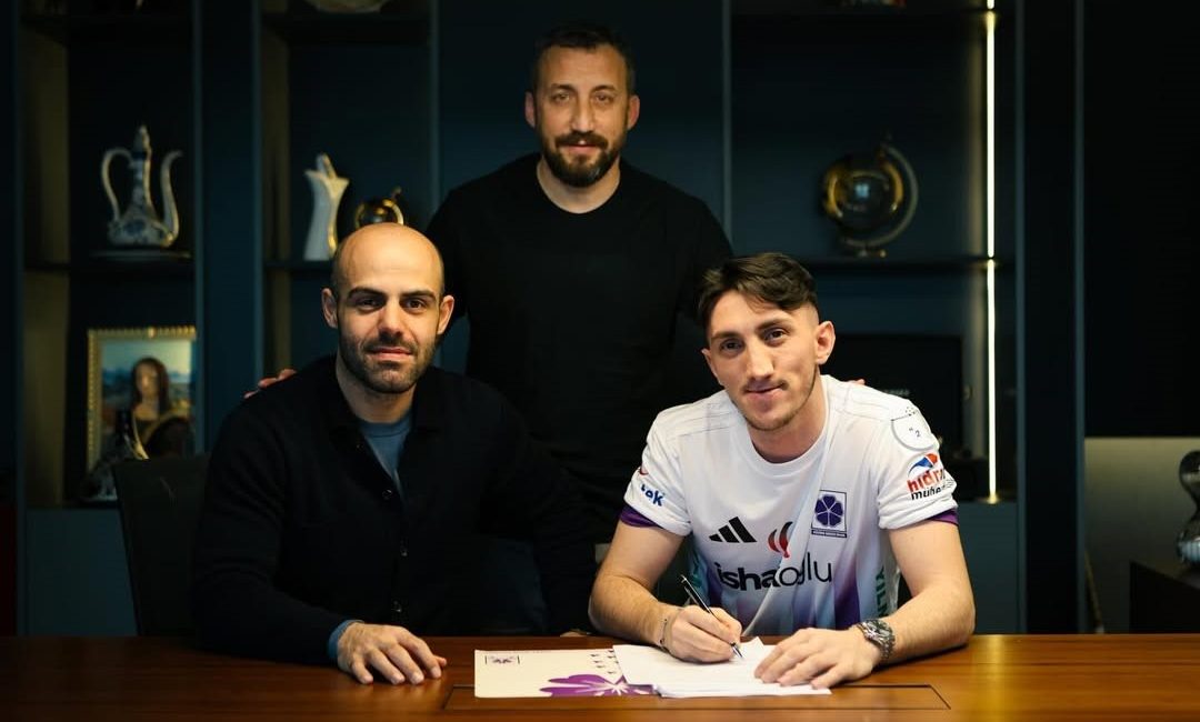 TFF 2. Lig ekibi Gebzespor, Emre Batuhan Adıgüzel’i kadrosuna kattı.