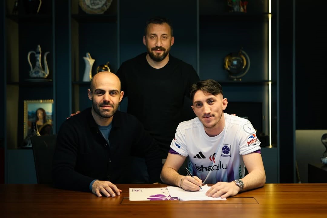 TFF 2. Lig ekibi Gebzespor, Emre Batuhan Adıgüzel’i kadrosuna kattı.