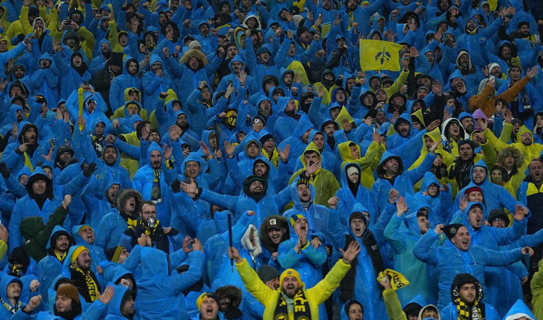 2025 Turkcell Süper Kupa Finali’nde Fenerbahçe, Galatasaray’ı 2-0 mağlup ederek