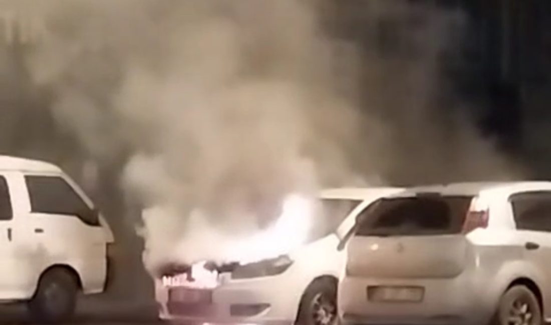 Tekirdağ’ın Çorlu ilçesinde, park halindeki otomobilde henüz bilinmeyen bir nedenle