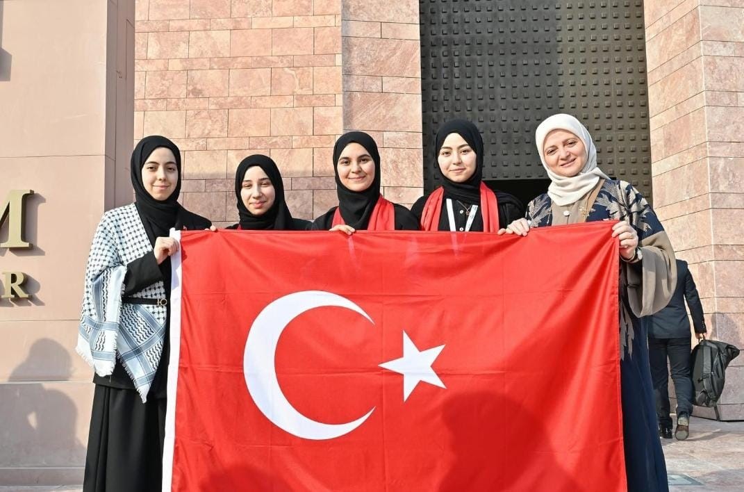 Kocaeli’nin İzmit ilçesindeki Mehmet Akif Ersoy Kız Anadolu İmam Hatip