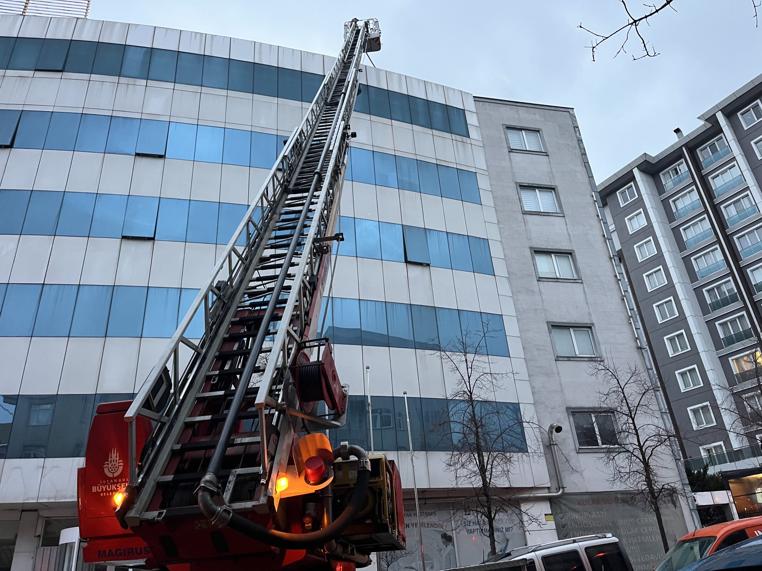 İstanbul Bağcılar’da “yenidoğan çetesi” soruşturması kapsamında kapatılan özel bir hastanenin