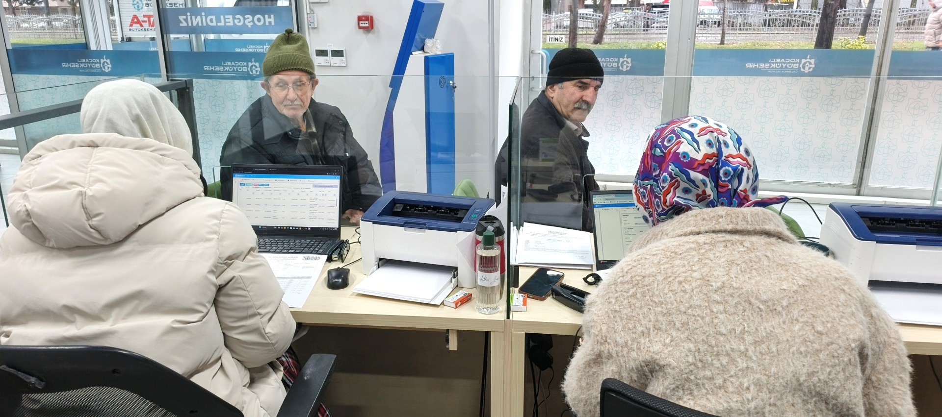 Kocaeli Büyükşehir Belediyesi’nin üreticilere yönelik sağladığı yem bitkisi tohumu, zirai