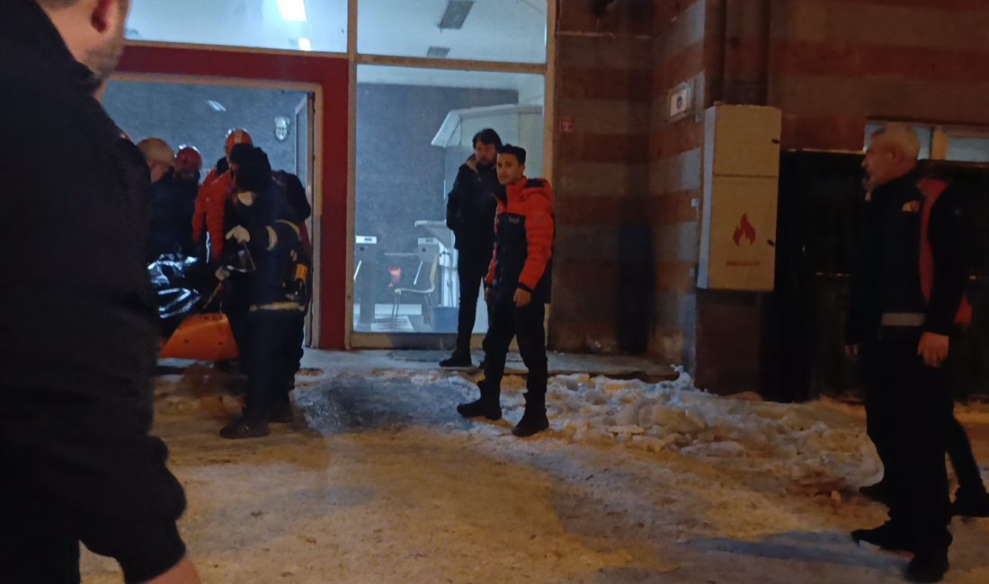 Kars’ta Denetimli Serbestlik Müdürlüğü binasında 5. kattan asansör boşluğuna düşen