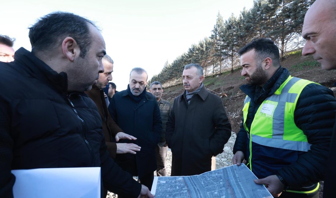 Kocaeli Büyükşehir Belediye Başkanı Tahir Büyükakın, AK Parti Kocaeli İl