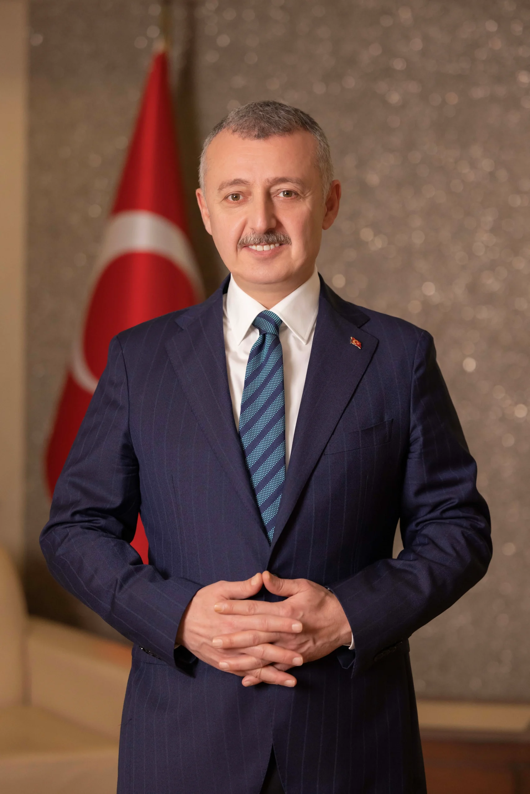 Kocaeli Büyükşehir Belediye Başkanı Tahir Büyükakın, Miraç Kandili dolayısıyla yayımladığı
