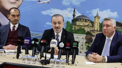 AK Parti Kocaeli İl Başkanı Şahin Talus, CHP Kocaeli İl