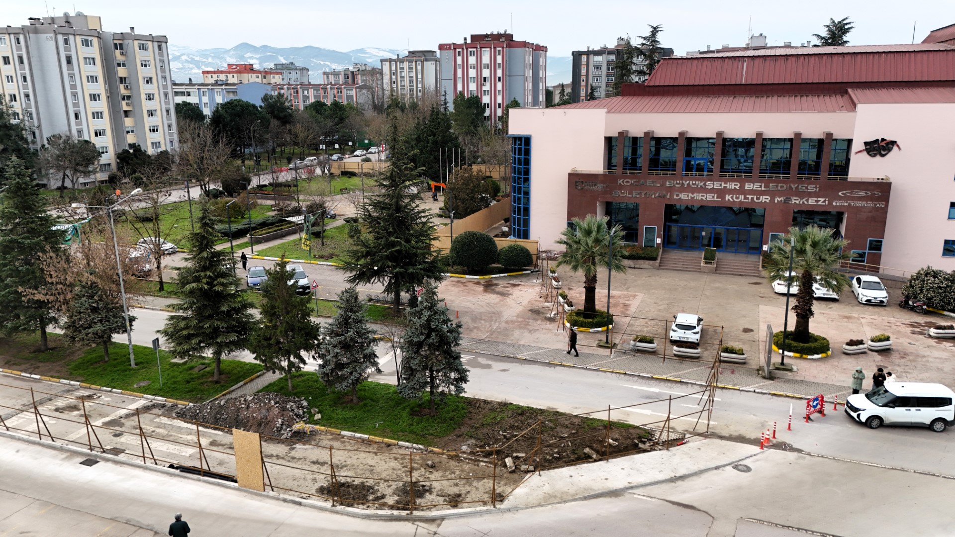 Kocaeli Büyükşehir Belediyesi ile Ulaştırma ve Altyapı Bakanlığı iş birliğinde