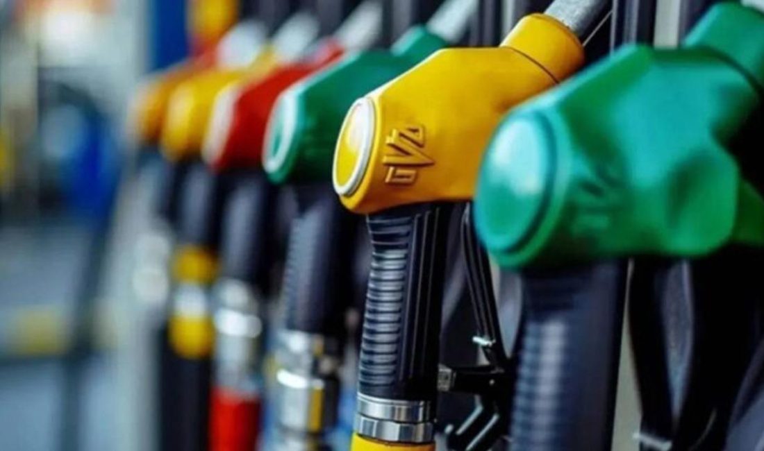 İran-ABD gerilimi ve Hürmüz Boğazı'nda düşen tanker trafiği petrol fiyatlarını