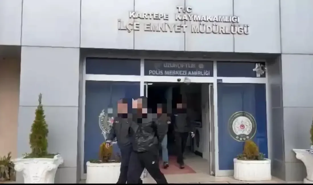 Kocaeli İl Emniyet Müdürlüğü ekipleri tarafından Kocaeli'nin Kartepe ilçesinde düzenlenen