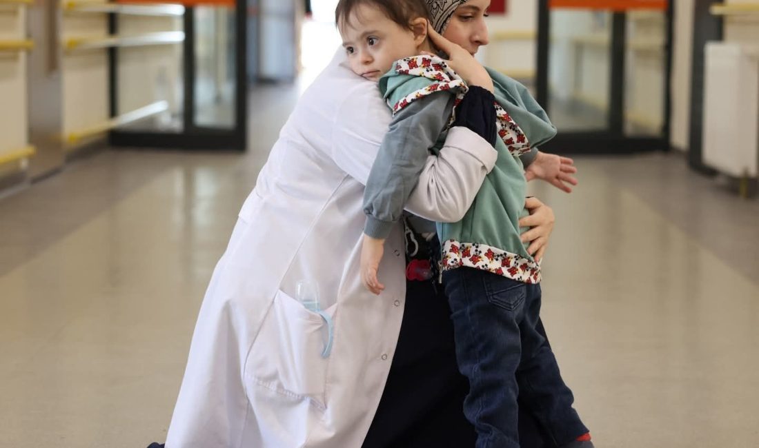 Gonca Engelsiz Yaşam Merkezi’nde eğitim gören 4,5 yaşındaki Alparslan’ın fotoğrafı