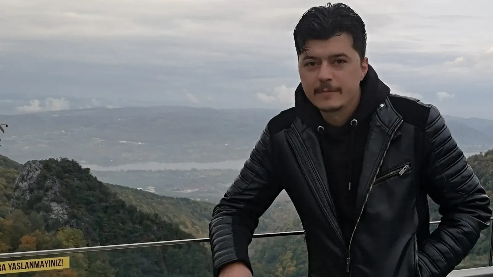 Kocaeli’nin Derince ilçesinde yaşayan Yılmaz Kanyılmaz (40), beynine pıhtı atması