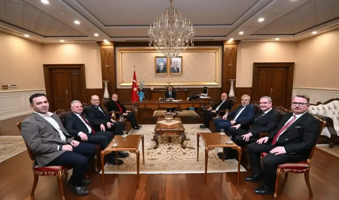 Saadet Partisi Kocaeli İl Başkanı Recep Sarıdoğan ve beraberindeki heyet,