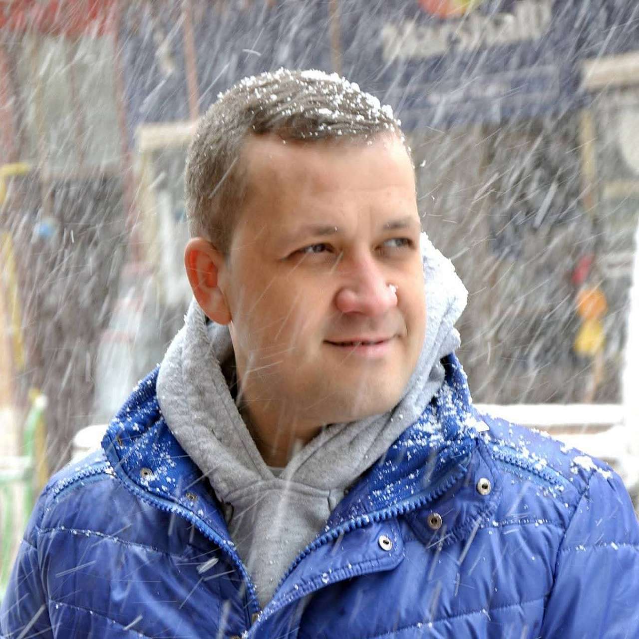 Karamürsel’in tanınan esnaflarından Yasin Çaylak, bir süredir tedavi gördüğü kanser