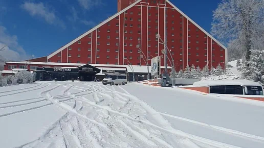 Kartepe Green Park Otel’in ruhsatının iptal edilerek mühürlenmesinin ardından, otel