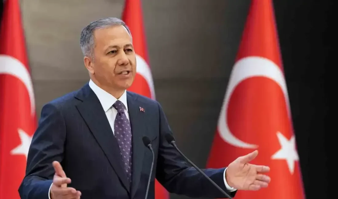 İçişleri Bakanı Ali Yerlikaya, İzmir merkezli 14 ilde gerçekleştirilen NARKOKAPAN-İzmir