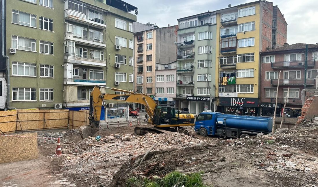 İzmit İnönü Caddesi Baç mevkiinde yapılması planlanan mekanik katlı otopark