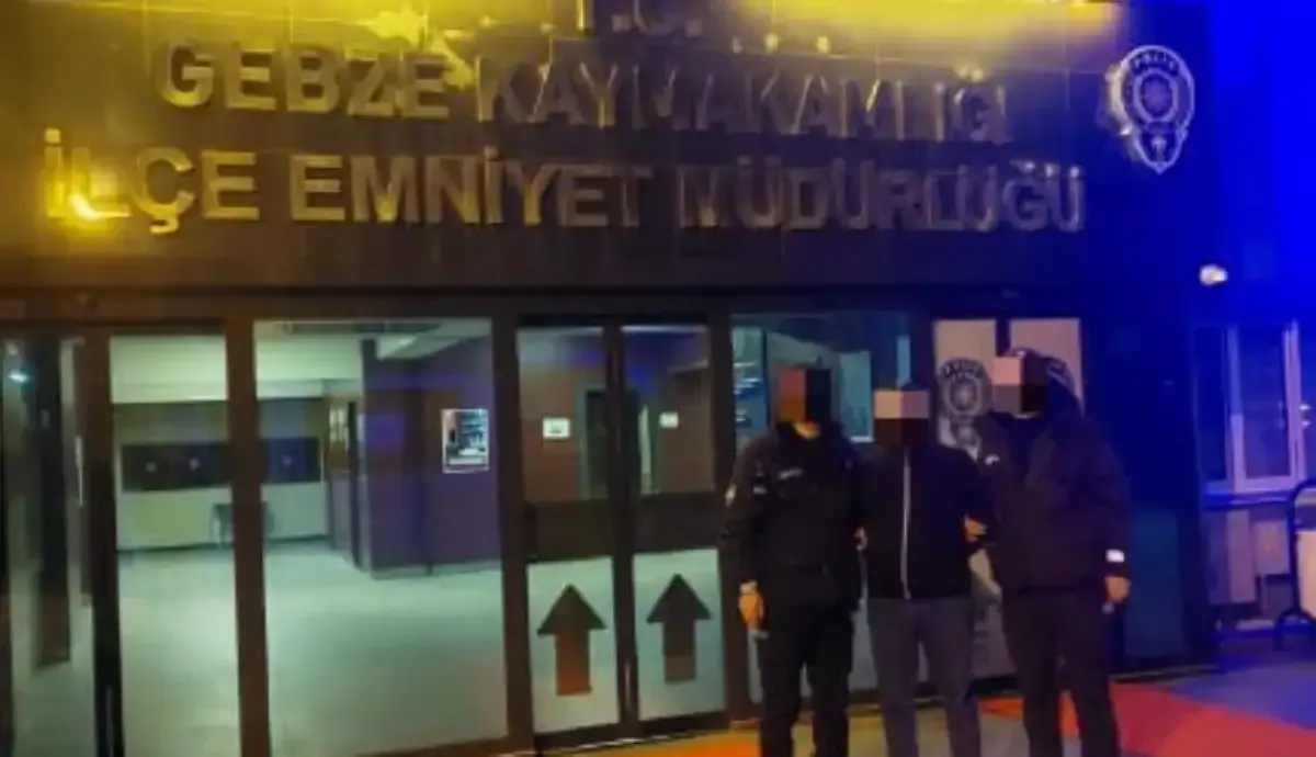 Kocaeli İl Emniyet Müdürlüğü ekipleri, konut dokunulmazlığının ihlali ve uyuşturucu