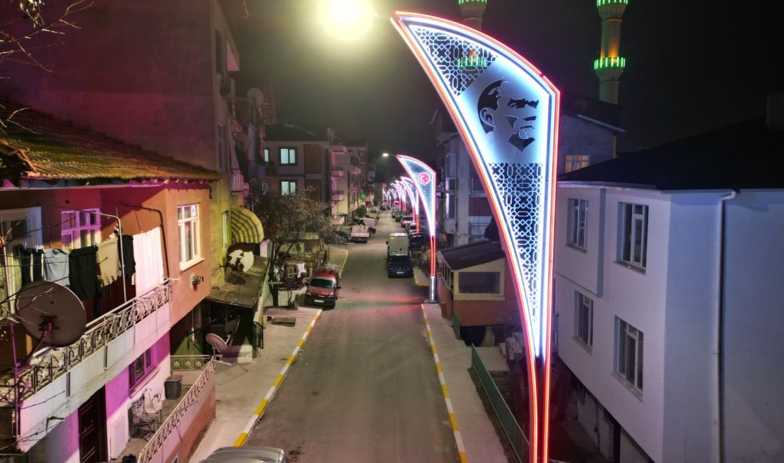 İzmit Belediyesi, Bekirdere Mahallesi Başaran Caddesi’nde yürüttüğü üst yapı ve