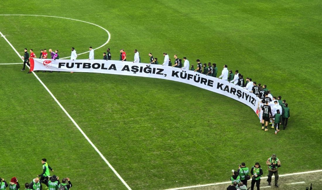 Ziraat Türkiye Kupası C Grubu’nda Kocaelispor ile Beşiktaş arasında oynanan