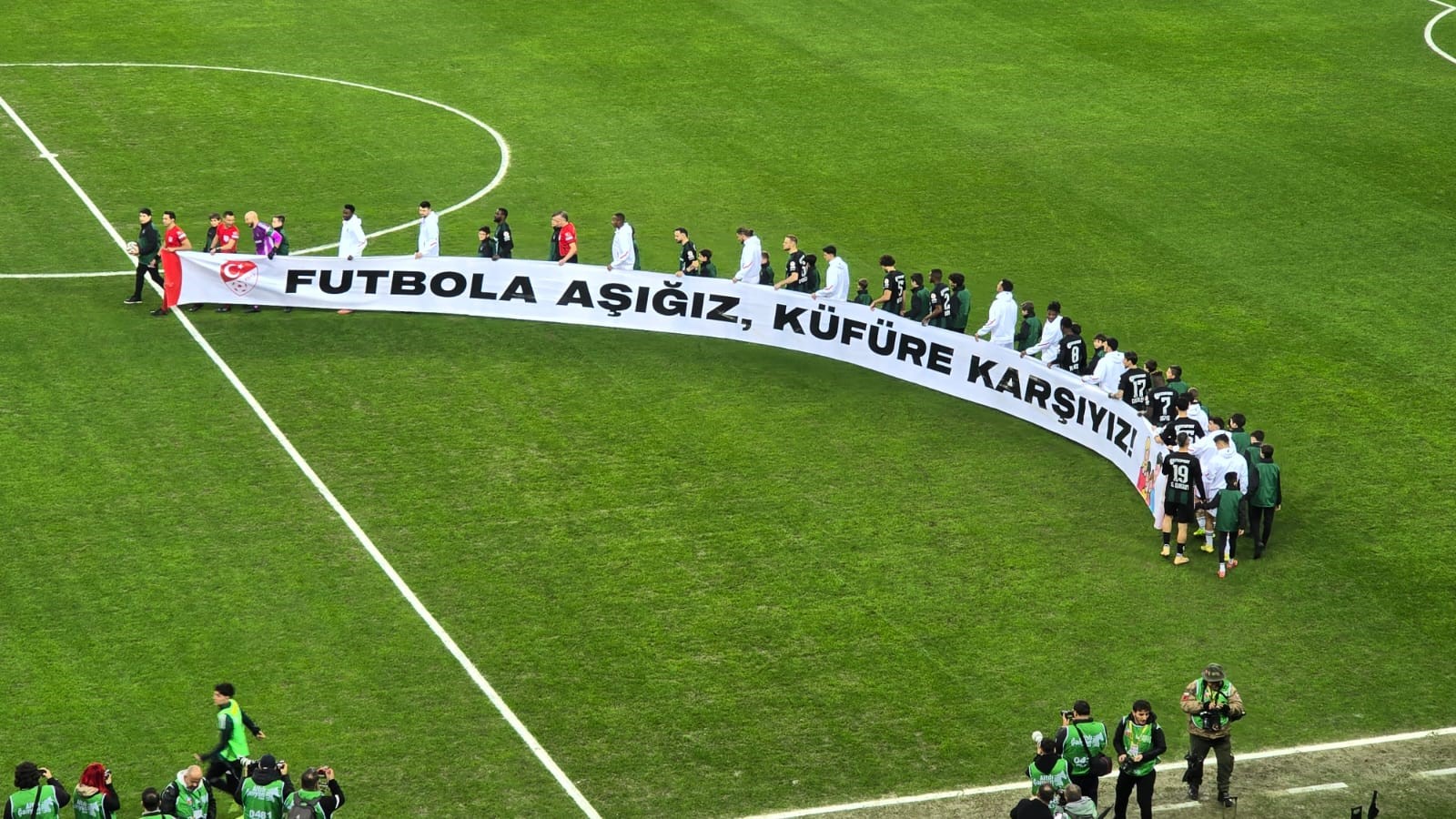 Ziraat Türkiye Kupası C Grubu’nda Kocaelispor ile Beşiktaş arasında oynanan