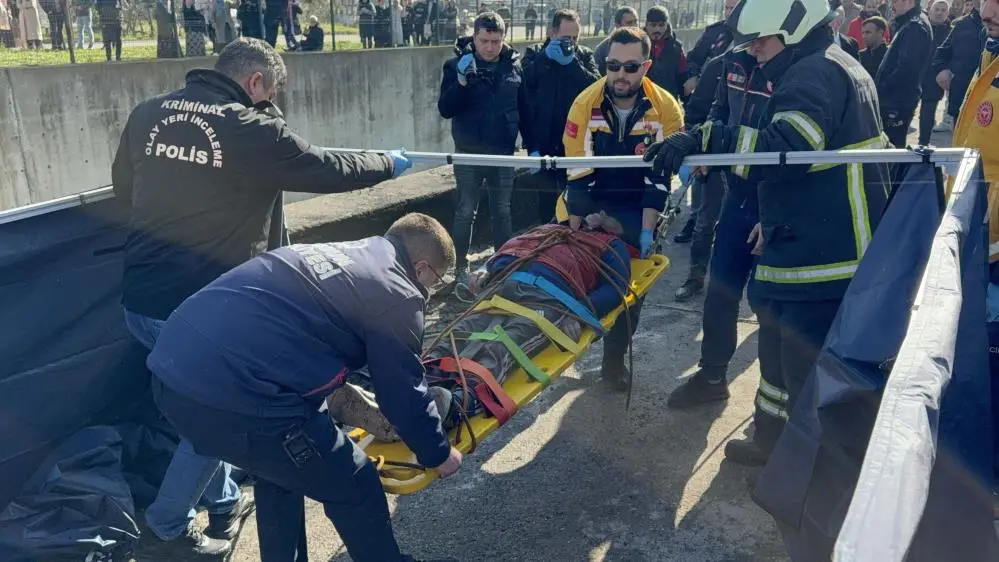Samsun’un Canik ilçesinde, 52 yaşındaki Musa Yarar, Yavuzselim Mahallesi’ndeki Yılanlıdere