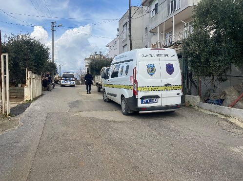 Antalya’nın Serik ilçesinde doğal gaz kombisinden sızdığı değerlendirilen karbonmonoksit gazından