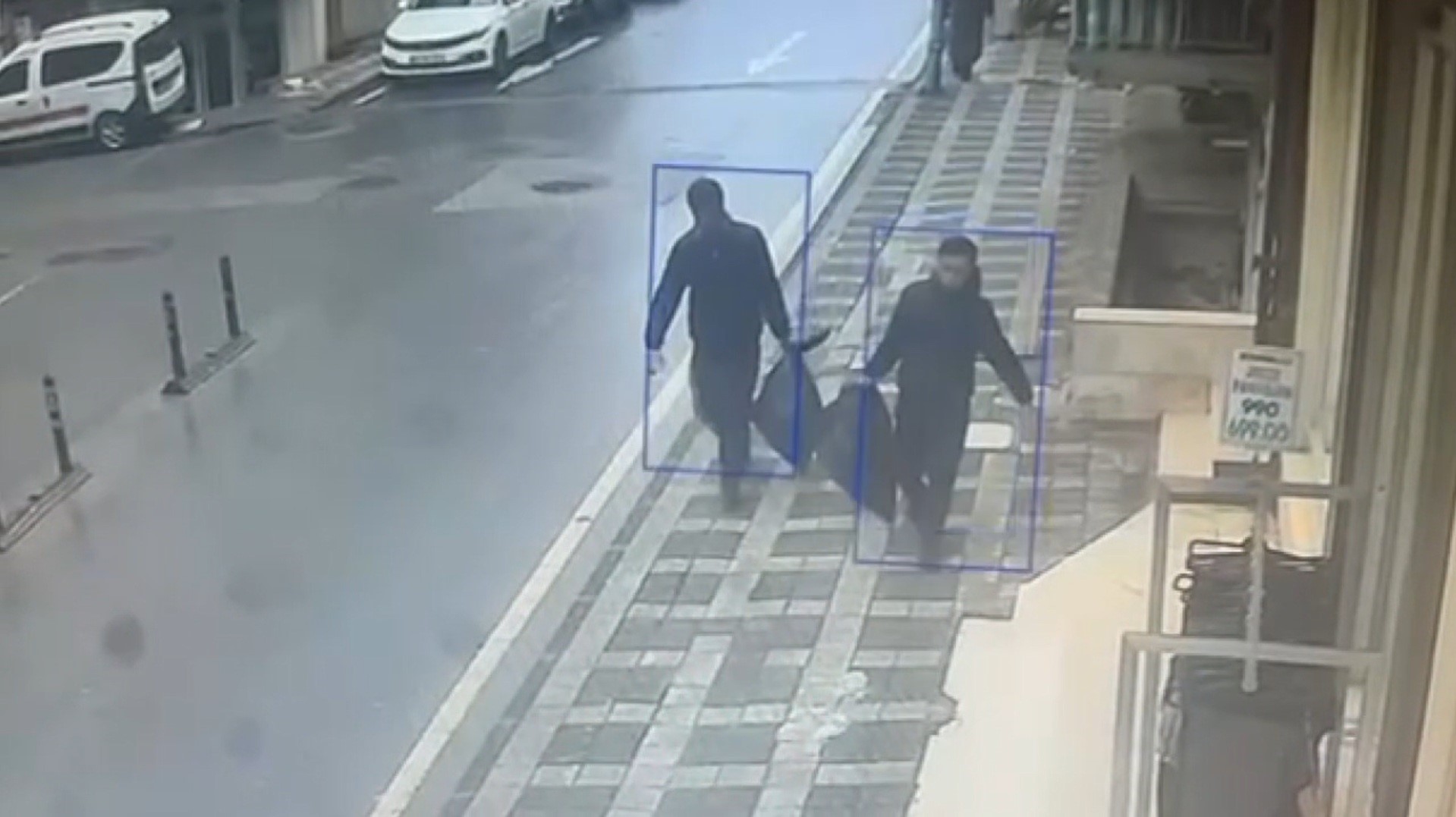 Cesedi çöp konteynerinde bulunan Özbekistan uyruklu kadının öldürüldüğü Ümraniye'deki evde,