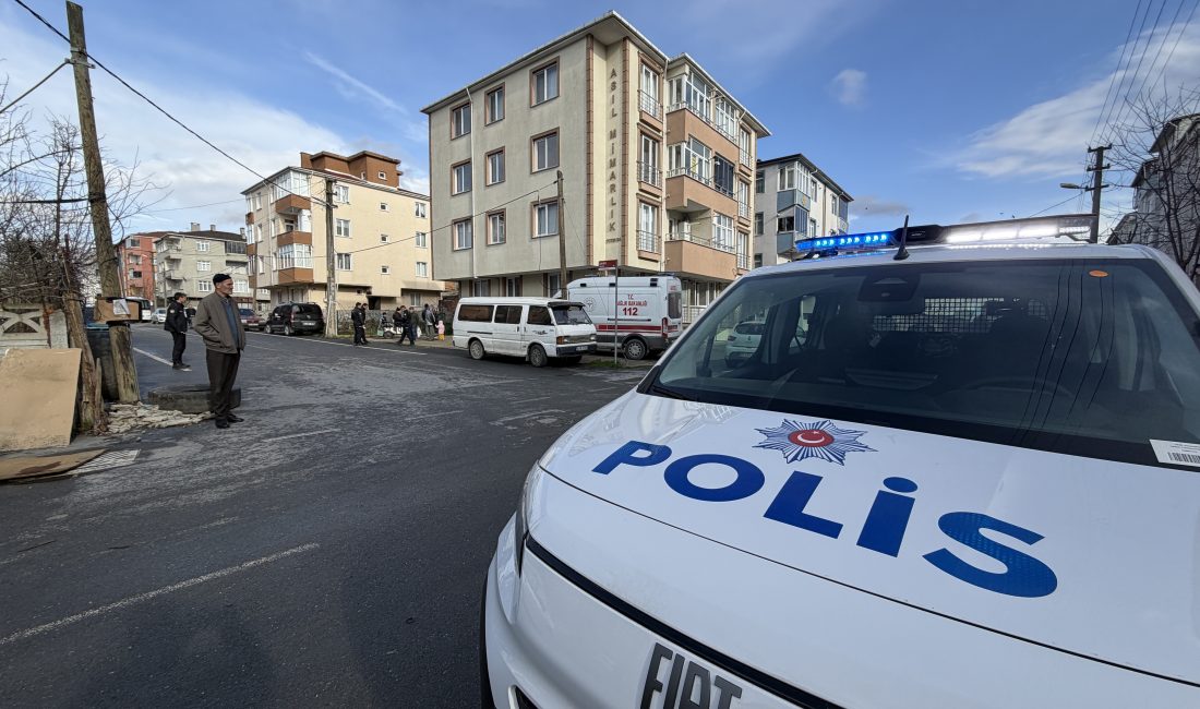 Tekirdağ’ın Kapaklı ilçesinde kendisinden haber alınamayan 60 yaşındaki kadın, evinde