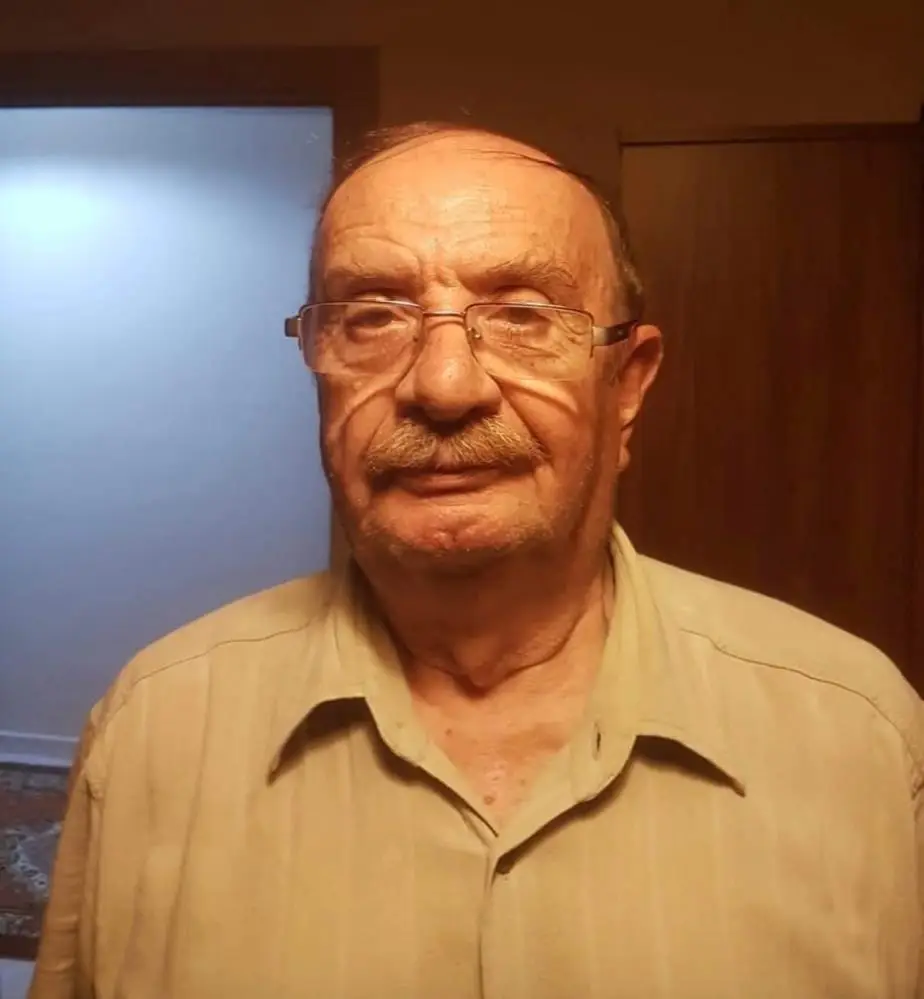 Olay, çay içmek için dükkâna gelen bir kişinin başına geldi.