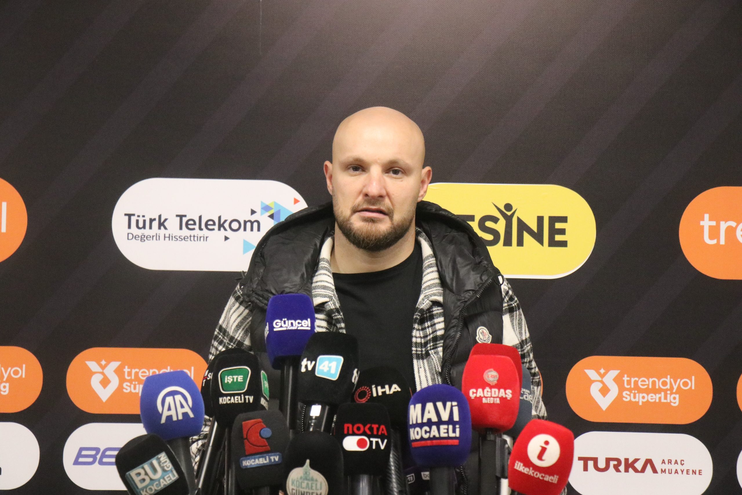 Trendyol Süper Lig’in 24. haftasında Kocaelispor, sahasında konuk ettiği Beşiktaş’a