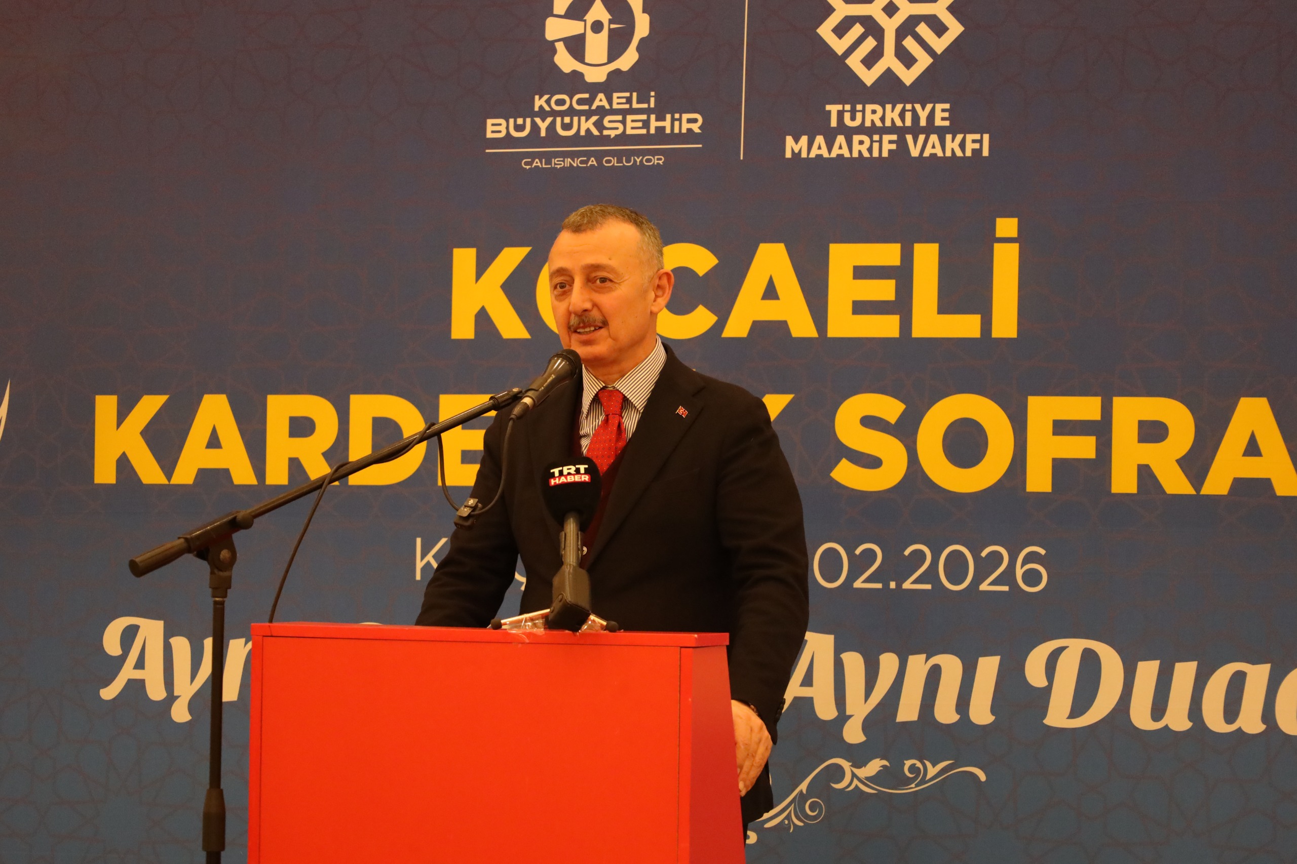 Tahir Büyükakın, Ramazan ayında Kuzey Makedonya’nın Kırçova kentinde düzenlenen iftar