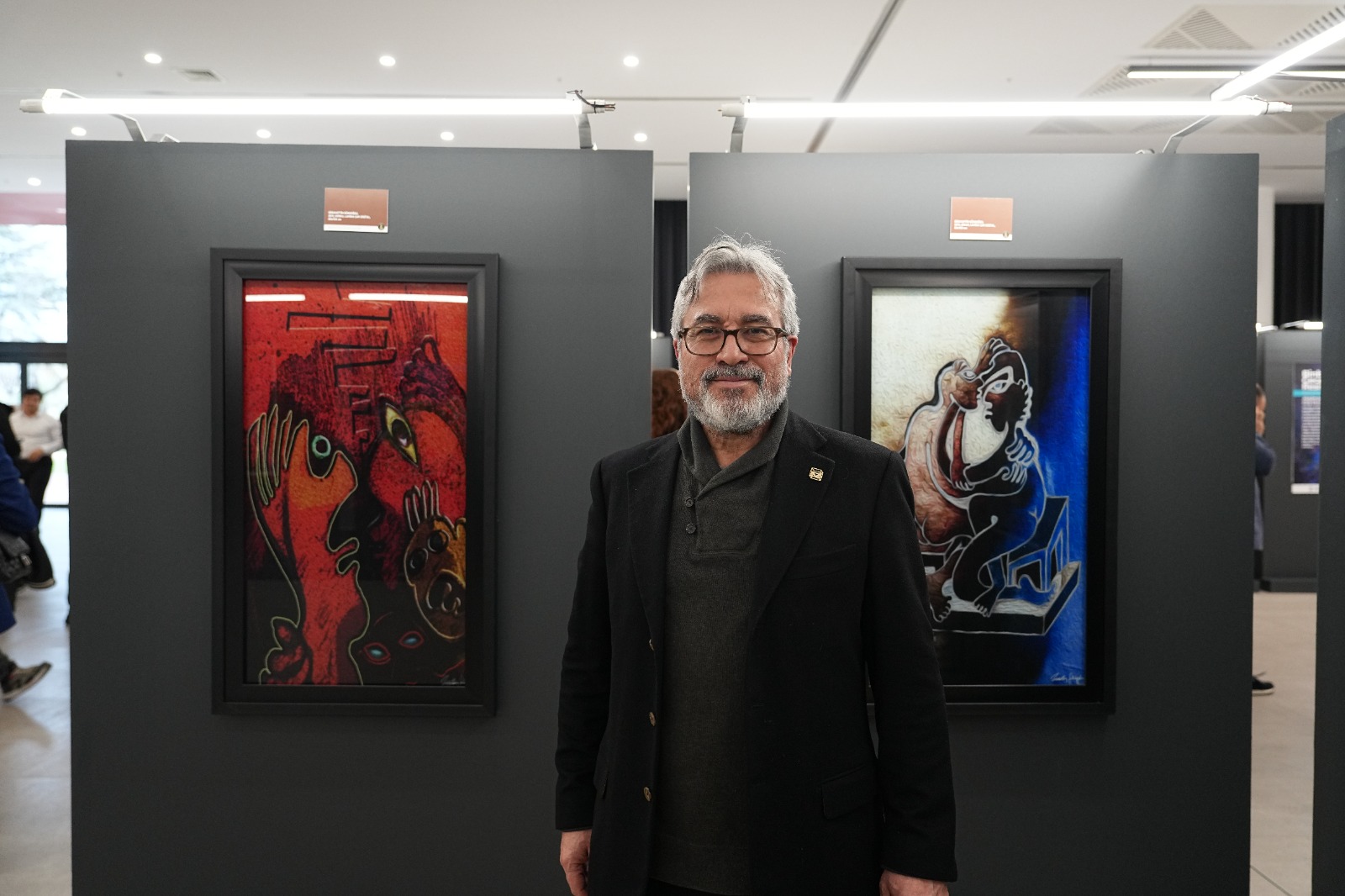 Kocaeli Büyükşehir Belediyesi’nin ev sahipliğinde açılan “Binbir Gece Resimleri–Düş Atlası”