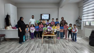 Çayırova Belediyesi ekipleri, anaokulu öğrencilerine çevre bilinci kazandırmak amacıyla “sıfır