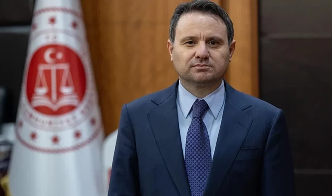 Adalet Bakanı Gürlek, terör örgütünün silah bırakıp feshedilmesinin temel hedef