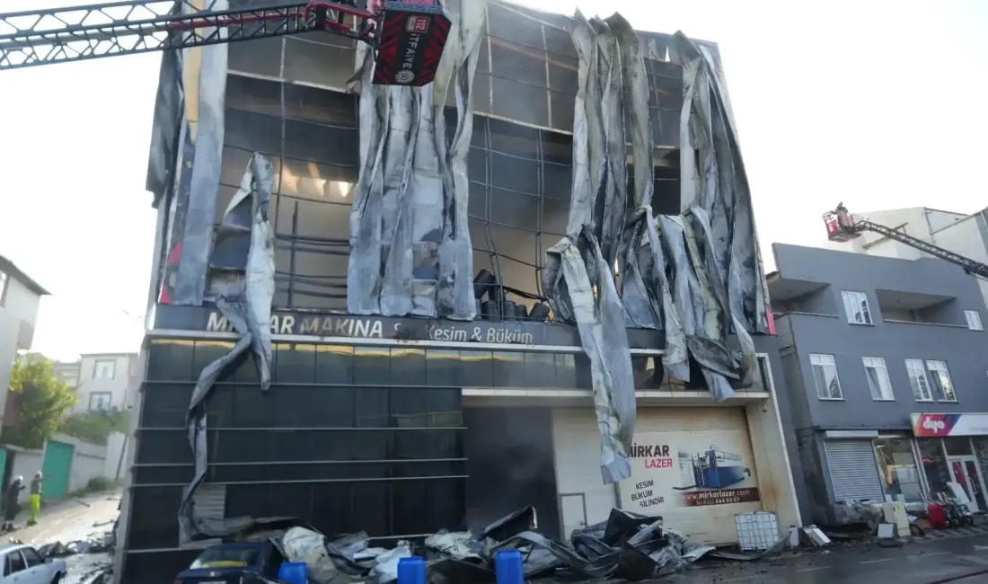 Kocaeli Dilovası’nda 7 işçinin hayatını kaybettiği parfüm dolum fabrikası yangını