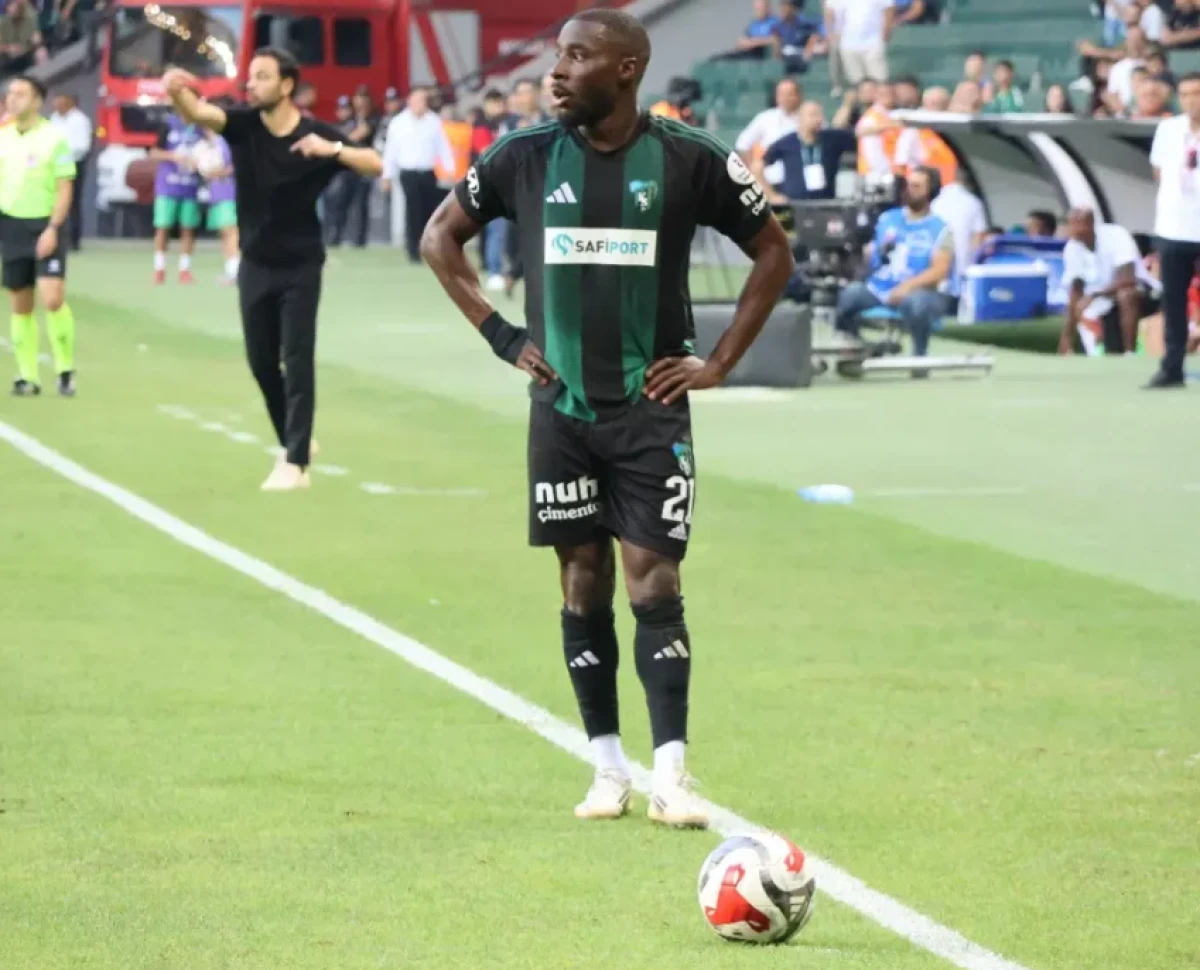 Kocaelispor’un tecrübeli sol beki Massadio Haidara, Çaykur Rizespor karşılaşmasında gördüğü