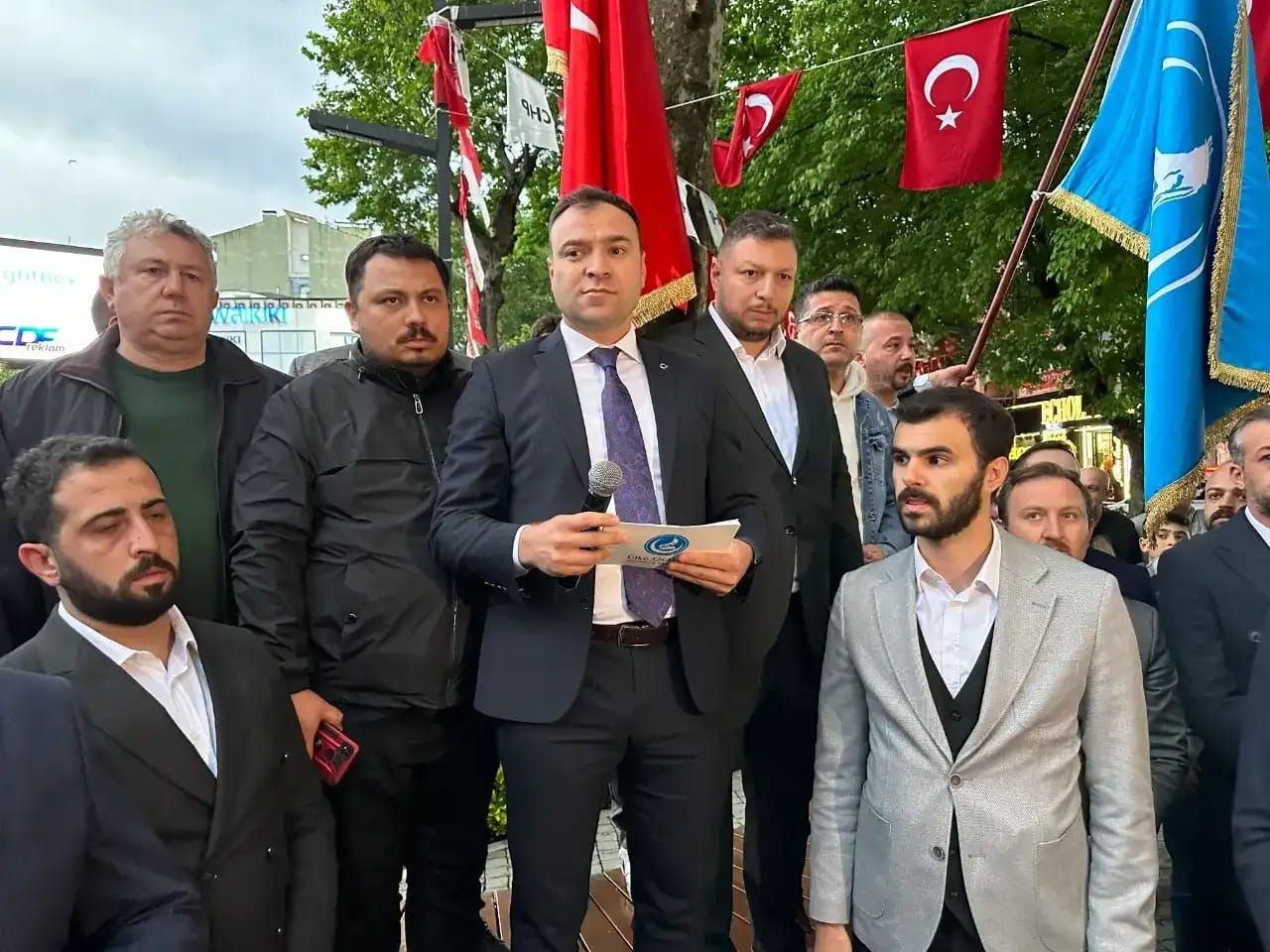 MHP Kocaeli İl Başkanlığı görevine Kamil Akın’ın atanmasının ardından, parti