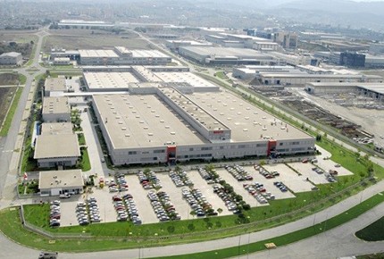 Goodyear fabrikalarında çalışan yaklaşık 1500 işçi, işveren tarafından duyurulan banka