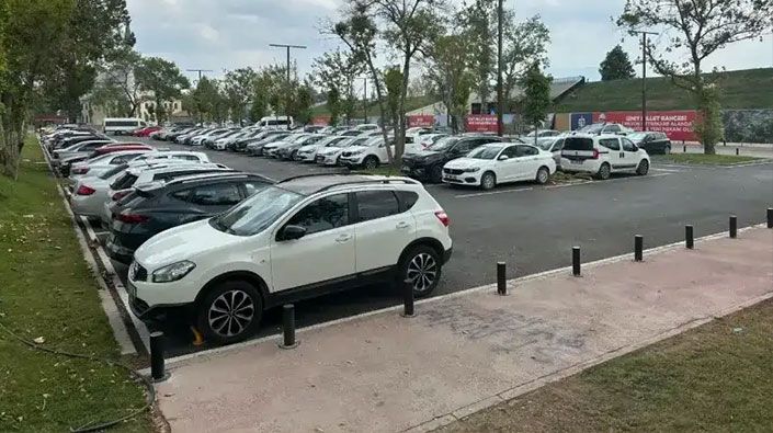 Kocaeli’nin İzmit ilçesinde bir süredir ücretsiz olarak hizmet veren Millet