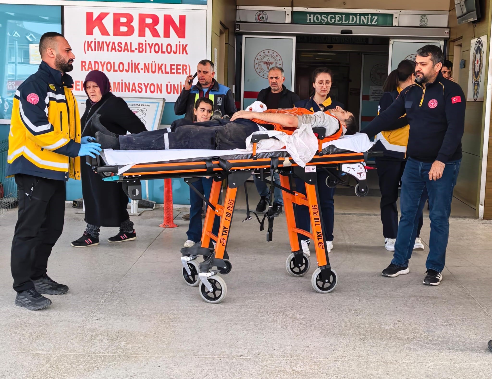 Bursa'nın İnegöl ilçesinde faaliyet gösteren bir orman ürünleri fabrikasında elini