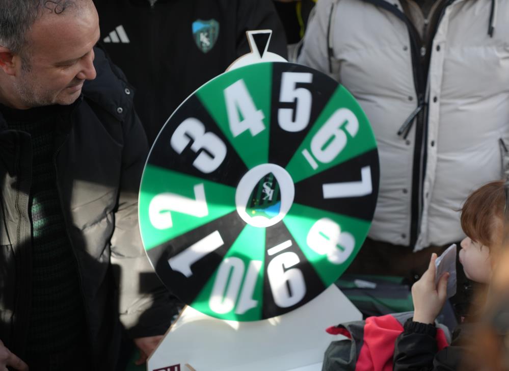 Kocaelispor Kulübü, 8 Mart Dünya Emekçi Kadınlar Günü dolayısıyla İzmit