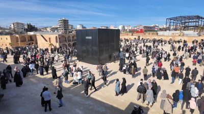 Çayırova Mekke Film Platosu, Ramazan boyunca ziyaretçilerin merakla gezdiği ve