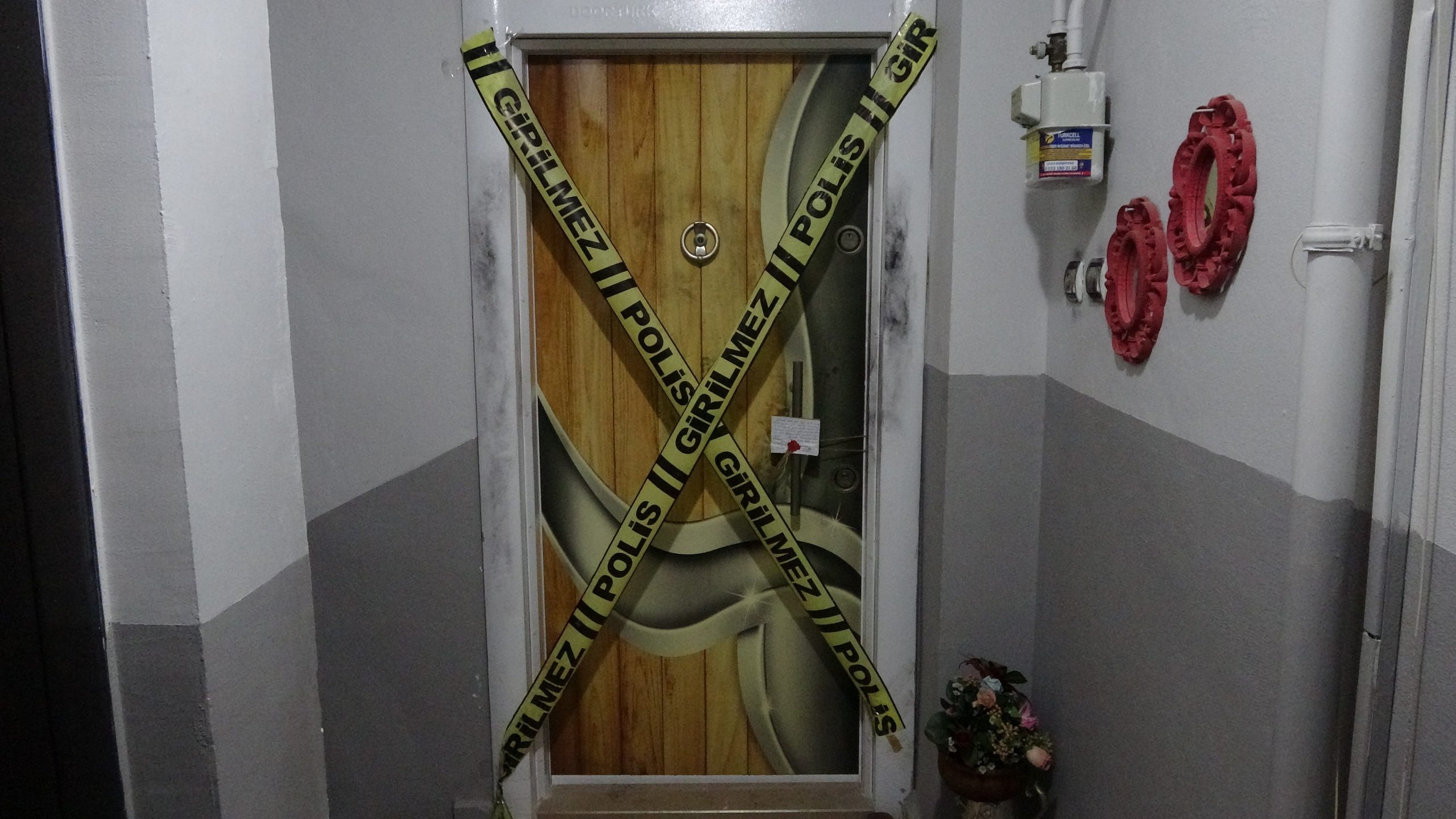 Gül Dağ'ı evinde öldürerek altın bileziklerini gasbeden ve çaldığı altınları