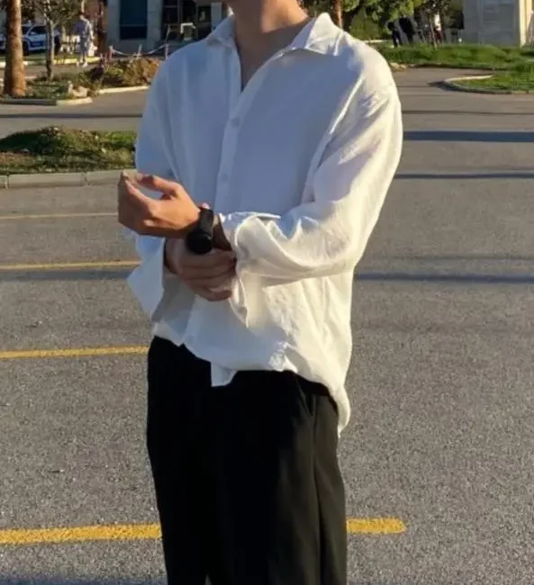 Antalya’da motosikletiyle seyir halindeyken otomobille çarpışan üniversite öğrencisi, geçirdiği kazada