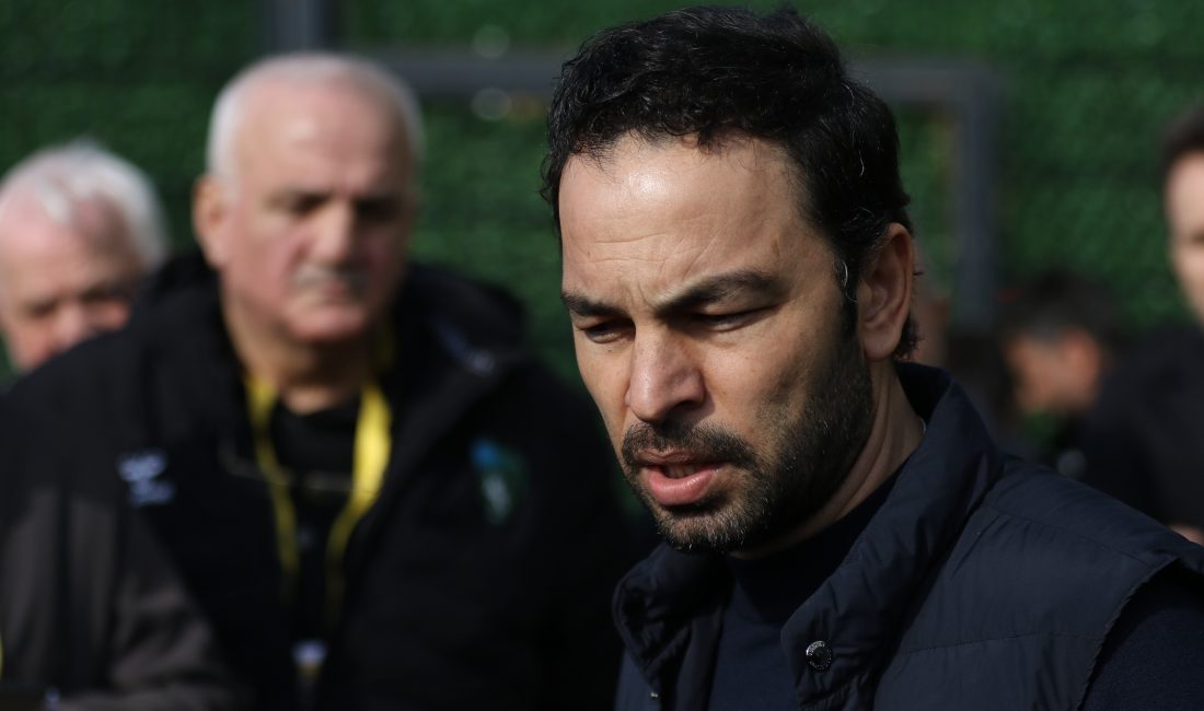 Kocaelispor Teknik Direktörü Selçuk İnan, Konyaspor mağlubiyeti sonrası sergilediği sıra