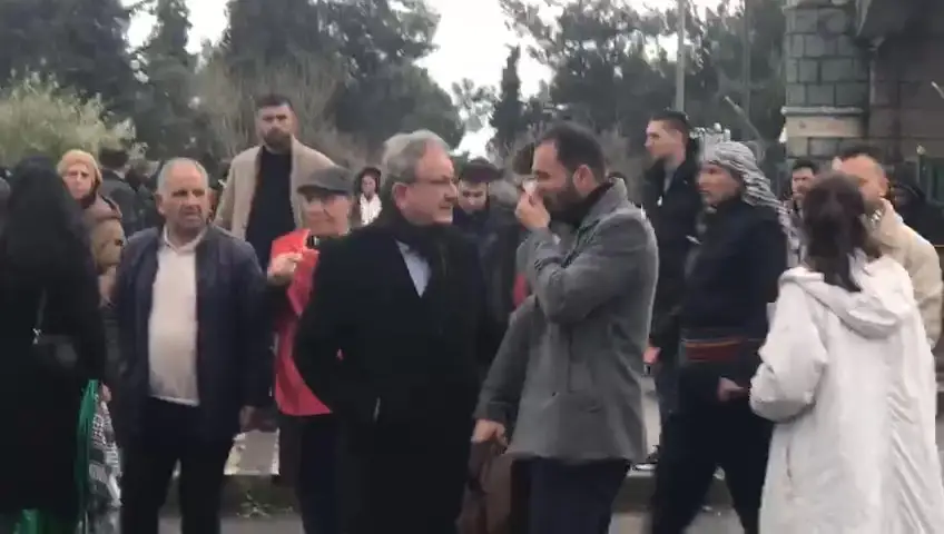 Kocaeli'nin Darıca ilçesinde düzenlenen Nevruz kutlamalarına, polis ekipleri ile alana